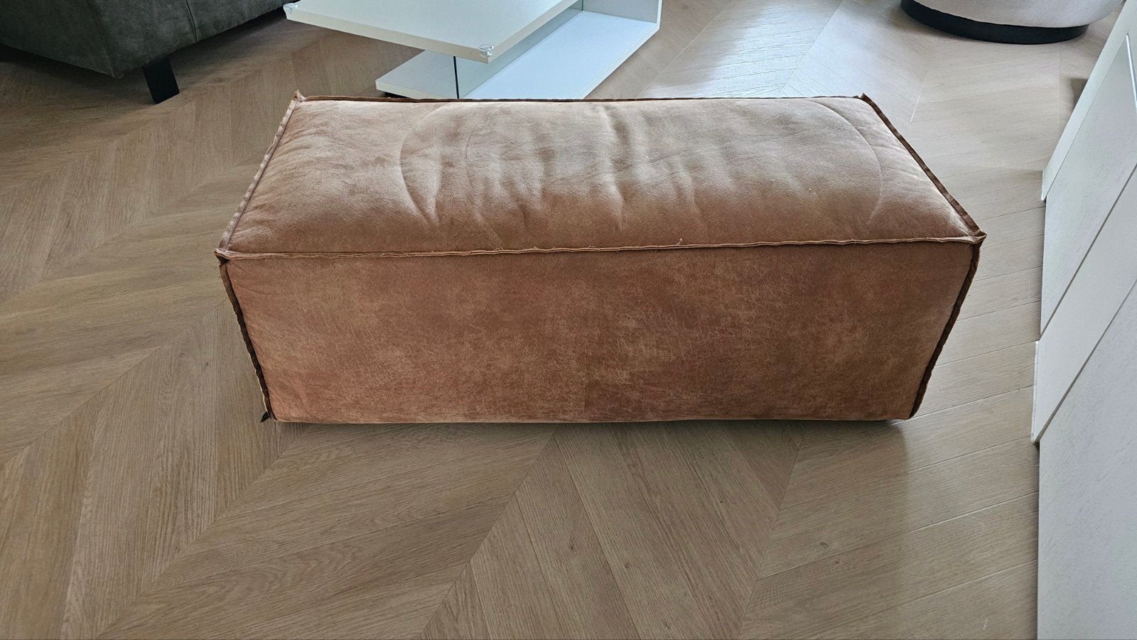 KOOPJE:  Poef - 116x55x40 cm, Ophalen, Gebruikt, 50 tot 75 cm, 100 tot 125 cm
