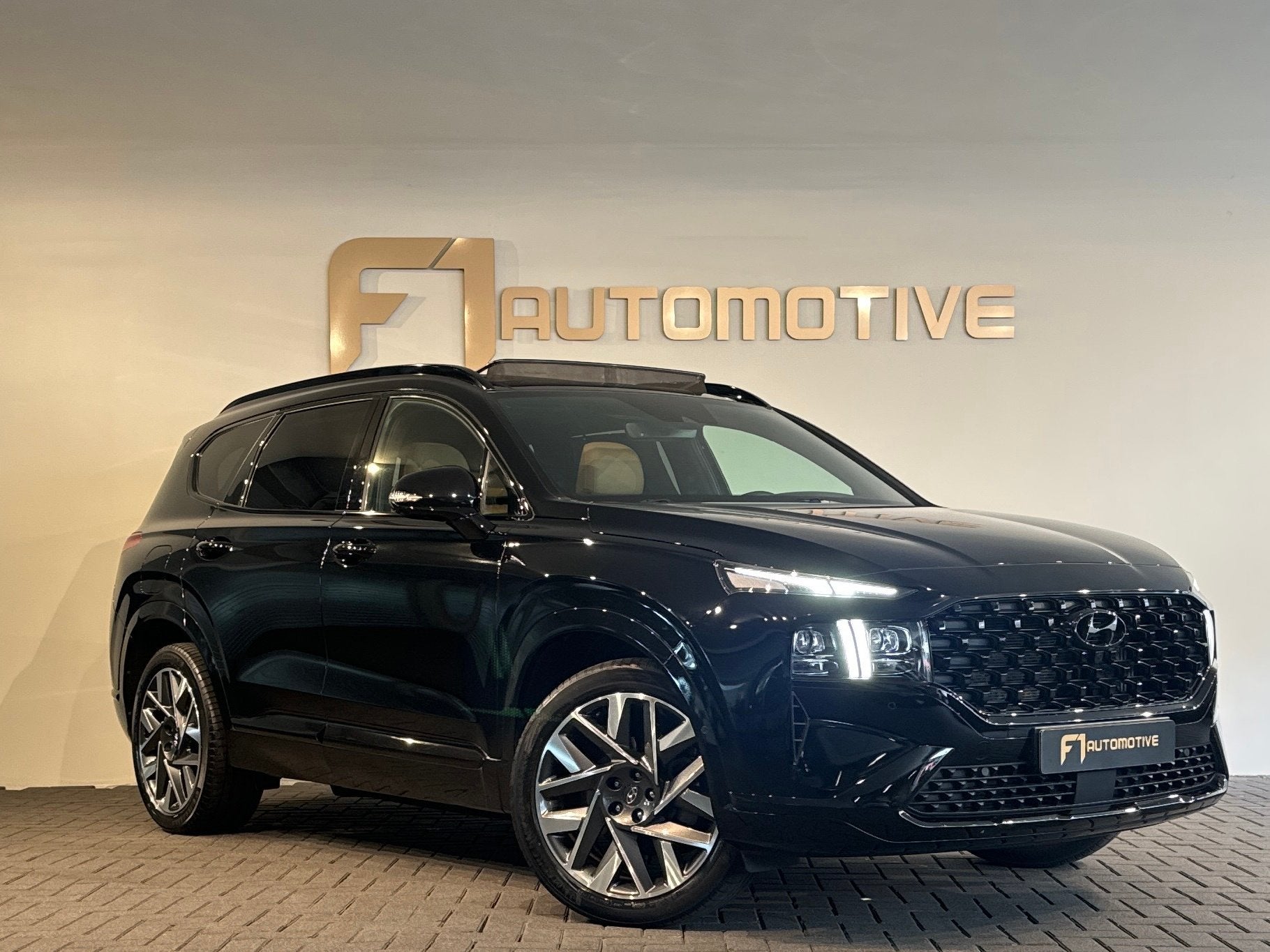 Hyundai Santa Fe 1.6 T-GDI PHEV Premium Plus Sky 7p. Pano|Do, Auto's, 1350 kg, Santa Fe, Gebruikt, 4 cilinders