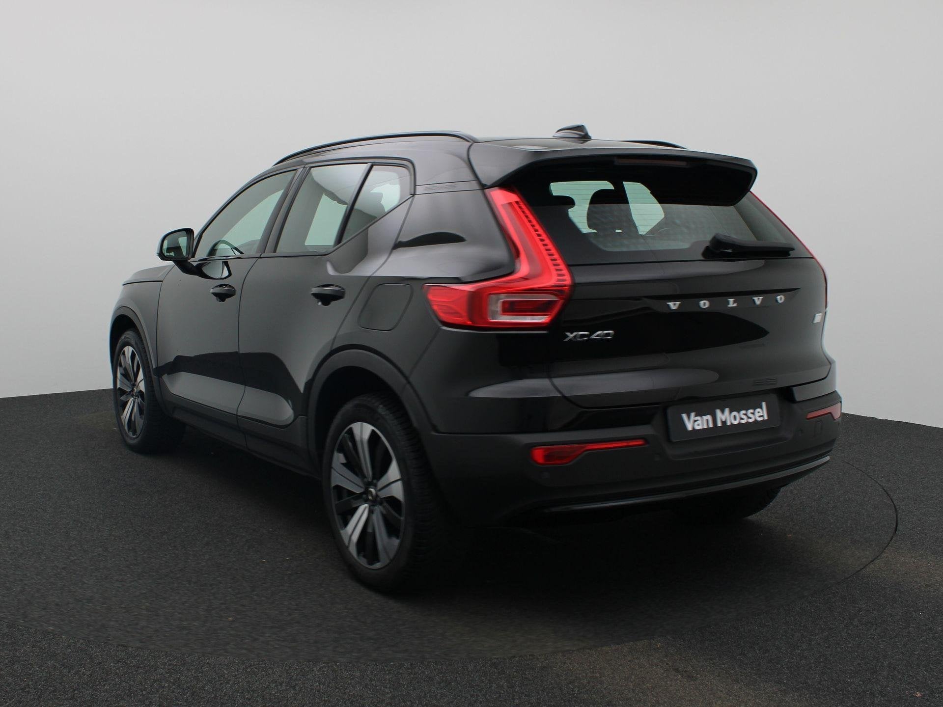 Volvo XC40 Recharge Core | Camera | Navigatie | Climate Cont, Auto's, 12 maanden, Stof, Gebruikt, Zwart
