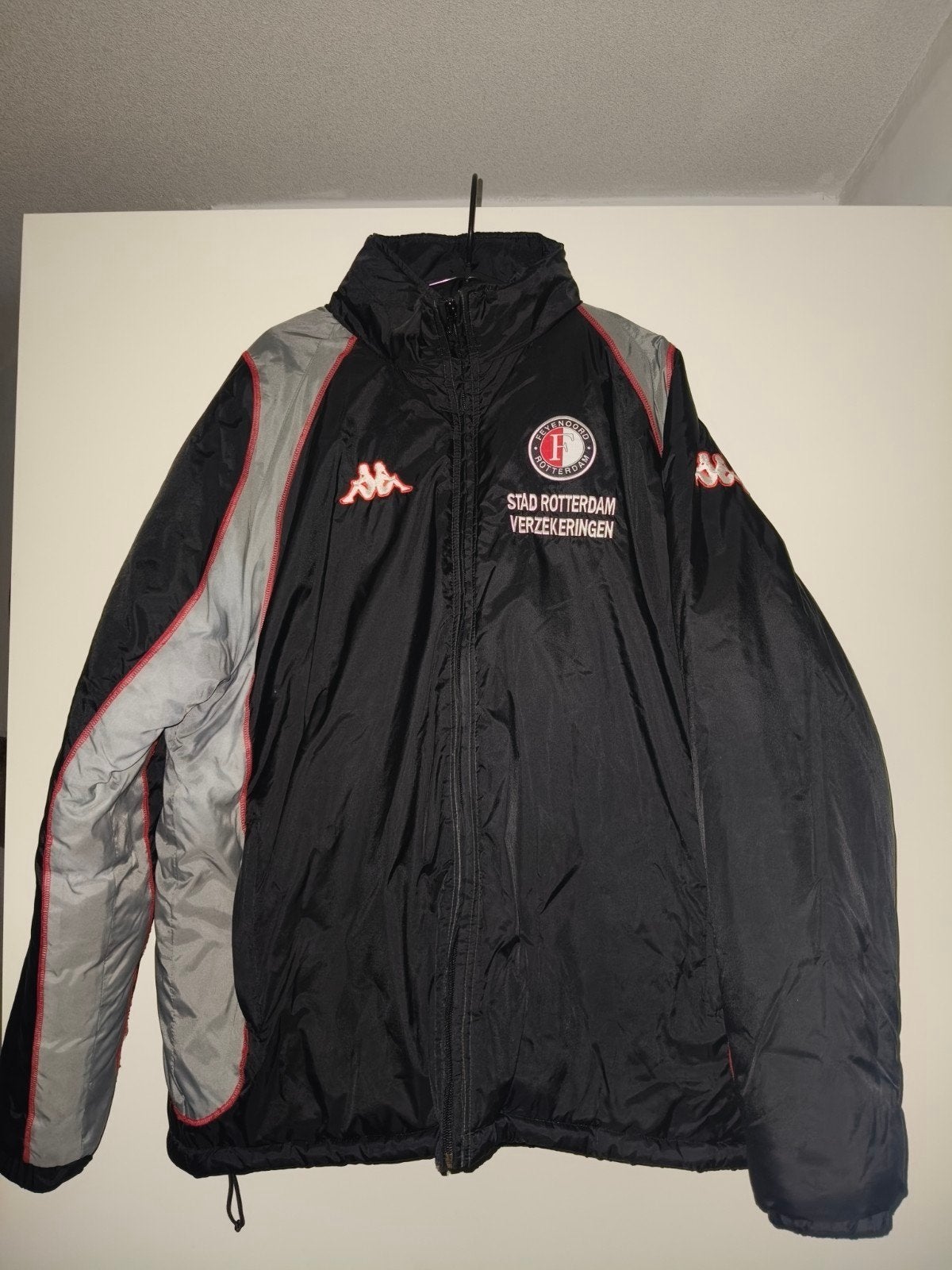 Feyenoord winterjas Stad Rotterdam Verzekeringen, Kappa, Zwart, Maat 56/58 (XL), Ophalen of Verzenden