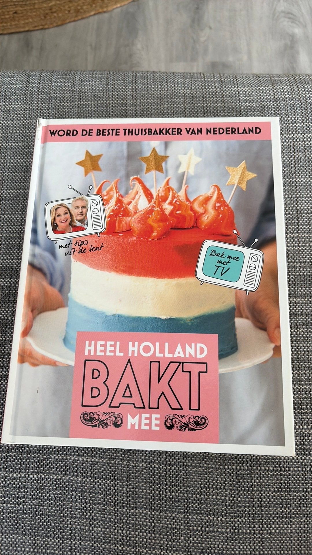 Diverse auteurs - Heel Holland Bakt mee, Boeken, Diverse auteurs; (red.), Ophalen of Verzenden, Zo goed als nieuw, Nederland en België