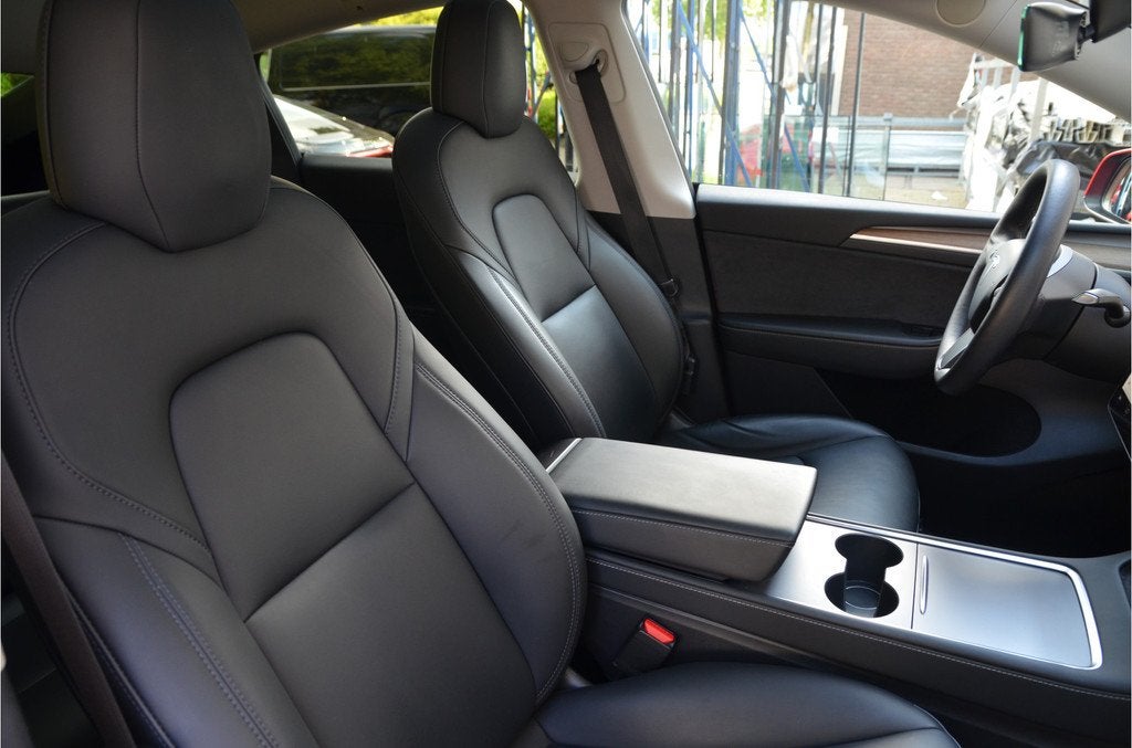 Tesla Model Y Long Range AWD 75 kWh Trekhaak (1.600kg) AutoP, Auto's, Tesla, Automaat, 12 maanden, Gebruikt, Zwart