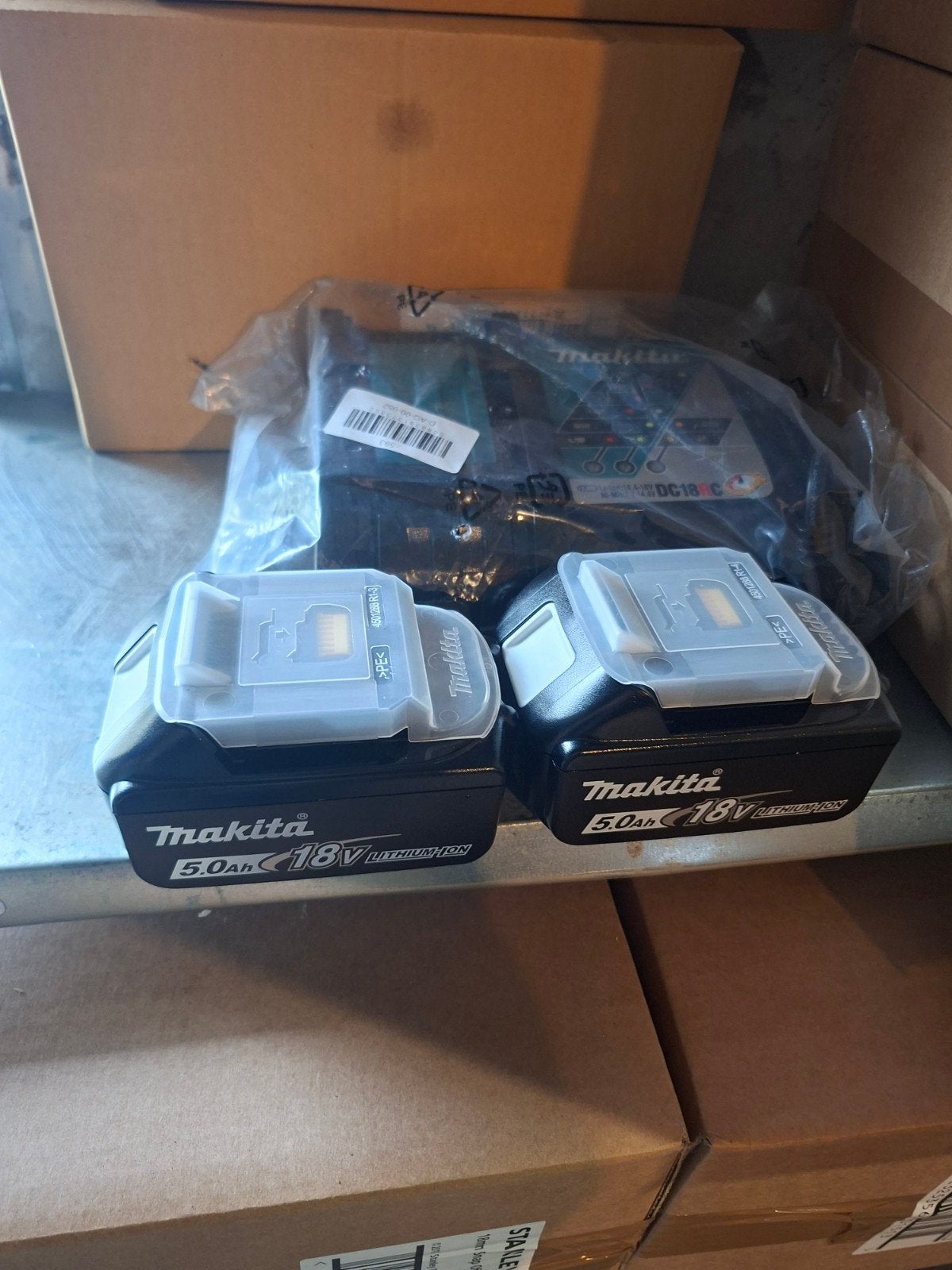 Makita 2 Accu's BL1850b en Oplader DC18RC - Nieuw!, Ophalen of Verzenden, Nieuw