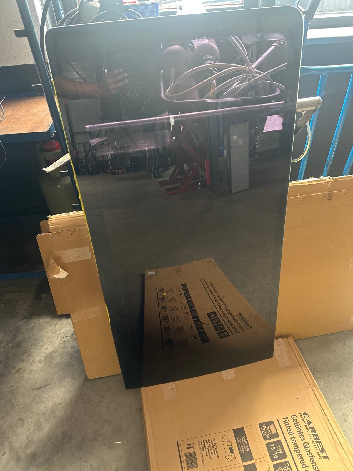 2x Zijruiten VW Transporter T5/T6 2006 Links en Rechts Midde, Auto-onderdelen, Ruiten en Toebehoren, Ophalen of Verzenden, Gebruikt