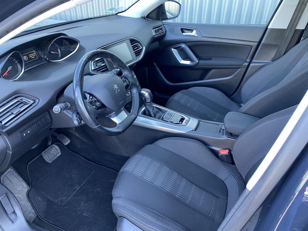 Peugeot 308 SW 1.2 PureTech Blue Lease Premium AUTOMAAT, Cli, Auto's, Stof, Gebruikt, Euro 6, 1199 cc