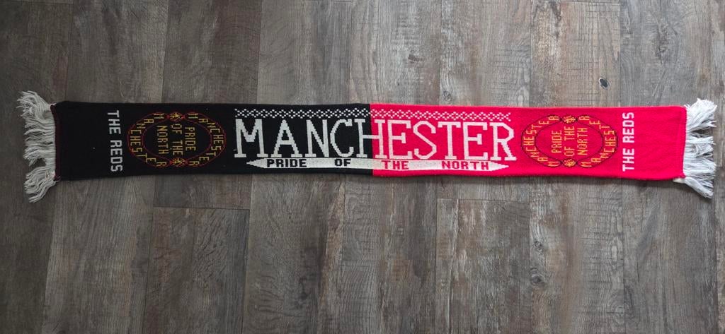 Sjaal Manchester United, Verzamelen, Sportartikelen en Voetbal, Ophalen of Verzenden, Zo goed als nieuw, Buitenlandse clubs, Vaantje of Sjaal