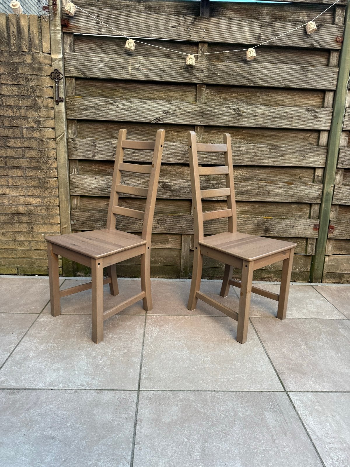 Twee houten IKEA stoelen, Ophalen, Gebruikt, Twee, Bruin