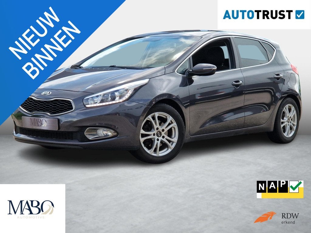 Kia cee'd 1.6 GDI DynamicLine | NL Auto | Goed onderh. | Nav, Auto's, Kia, Bedrijf, Te koop, (Pro) Cee d, ABS, Achteruitrijcamera