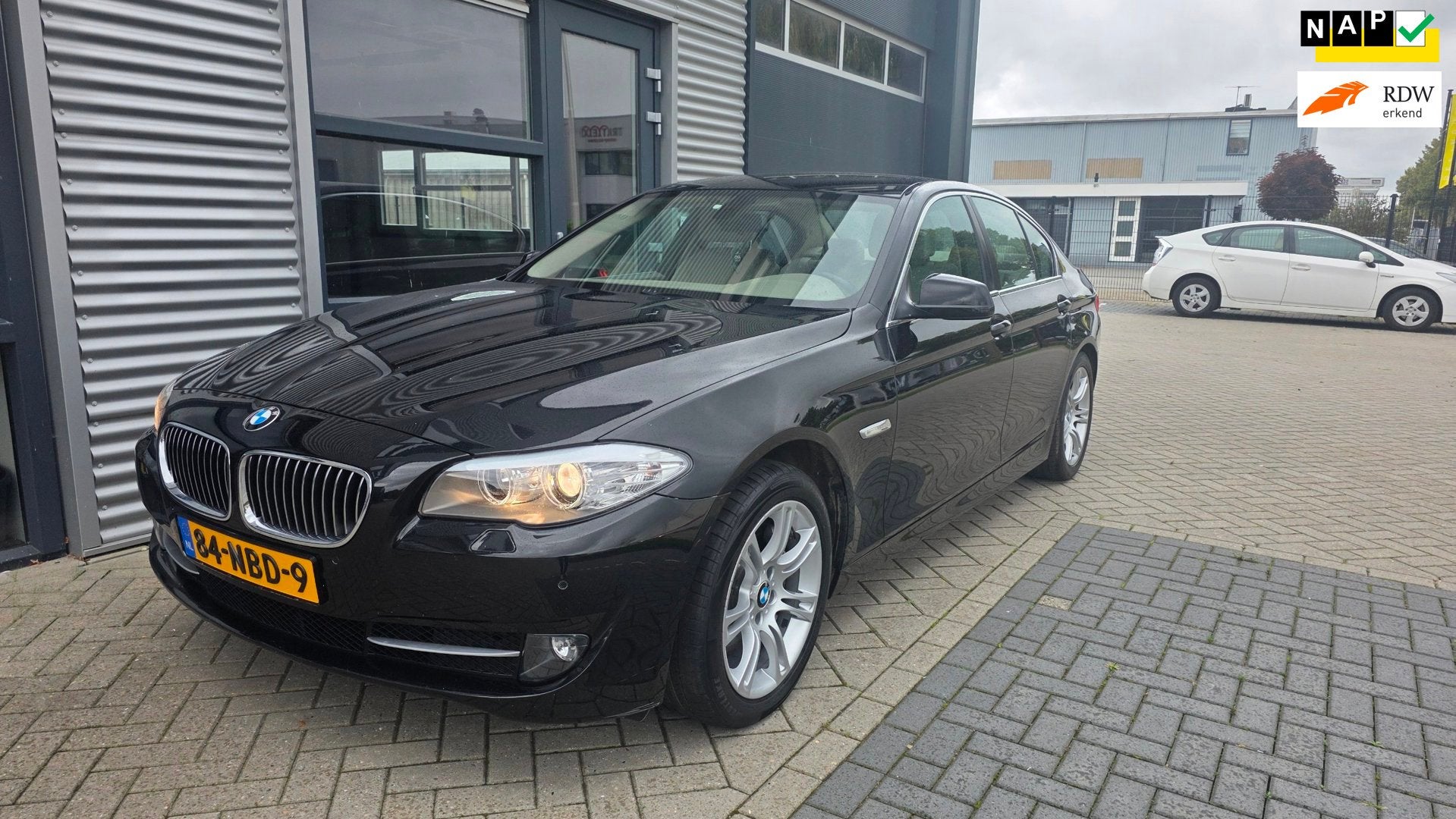 BMW 5-serie 528i, 13 km/l, Euro 5, Achterwielaandrijving, 2000 kg
