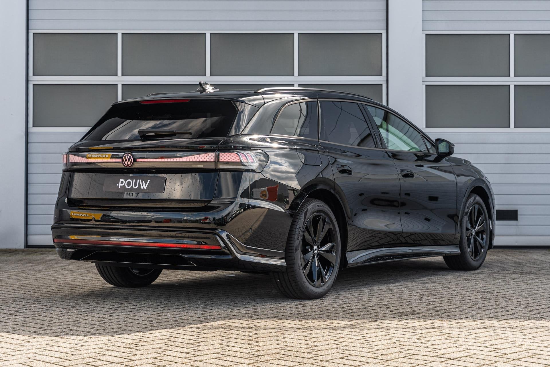 Volkswagen ID.7 Tourer 286pk Limited Edition Plus 77 kWh | E, Auto's, Automaat, 12 maanden, Achterwielaandrijving, Zwart