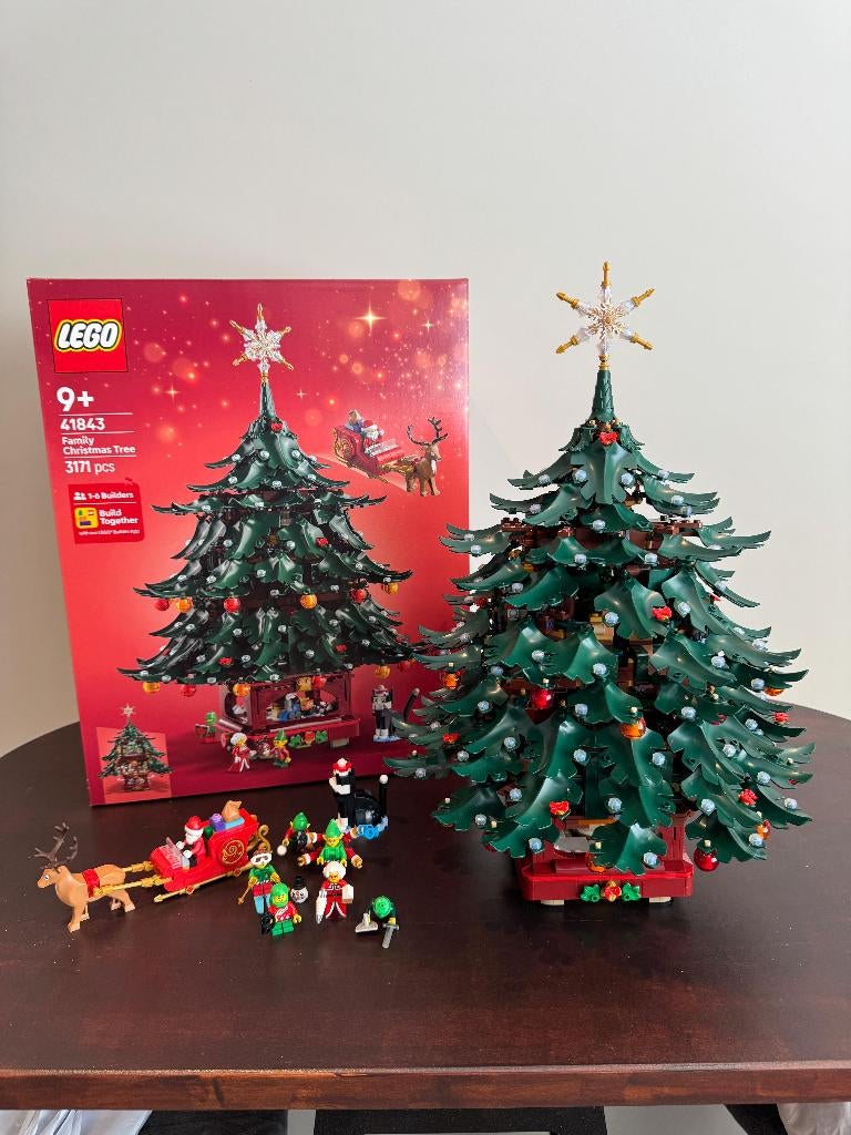 Lego 41843 Family christmas tree, Lego, Ophalen of Verzenden, Zo goed als nieuw, Compleet