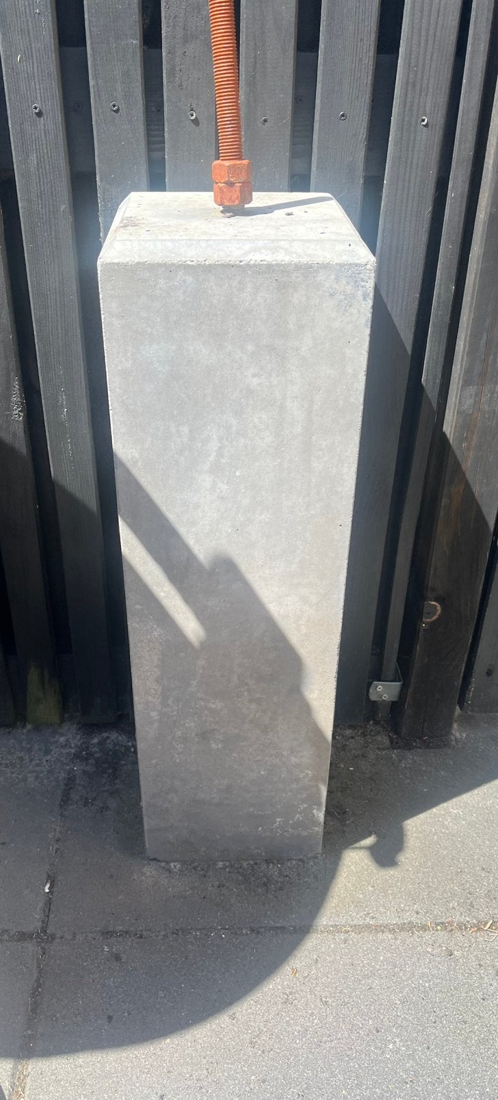 Paal + betonpoer — gebruikt, Ophalen, Gebruikt, Veranda