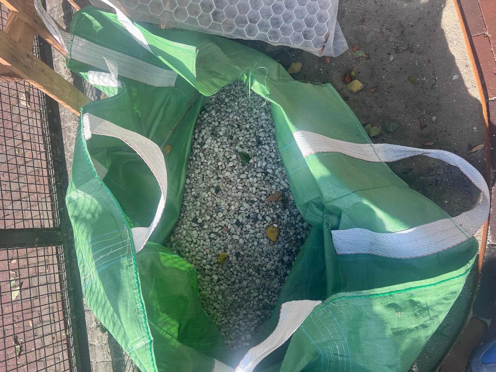 Grind 18-25 mm Kwarts kiezel - Ideaal voor tuin en decoratie, Tuin en Terras, Ophalen, Gebruikt, Wit, Grind