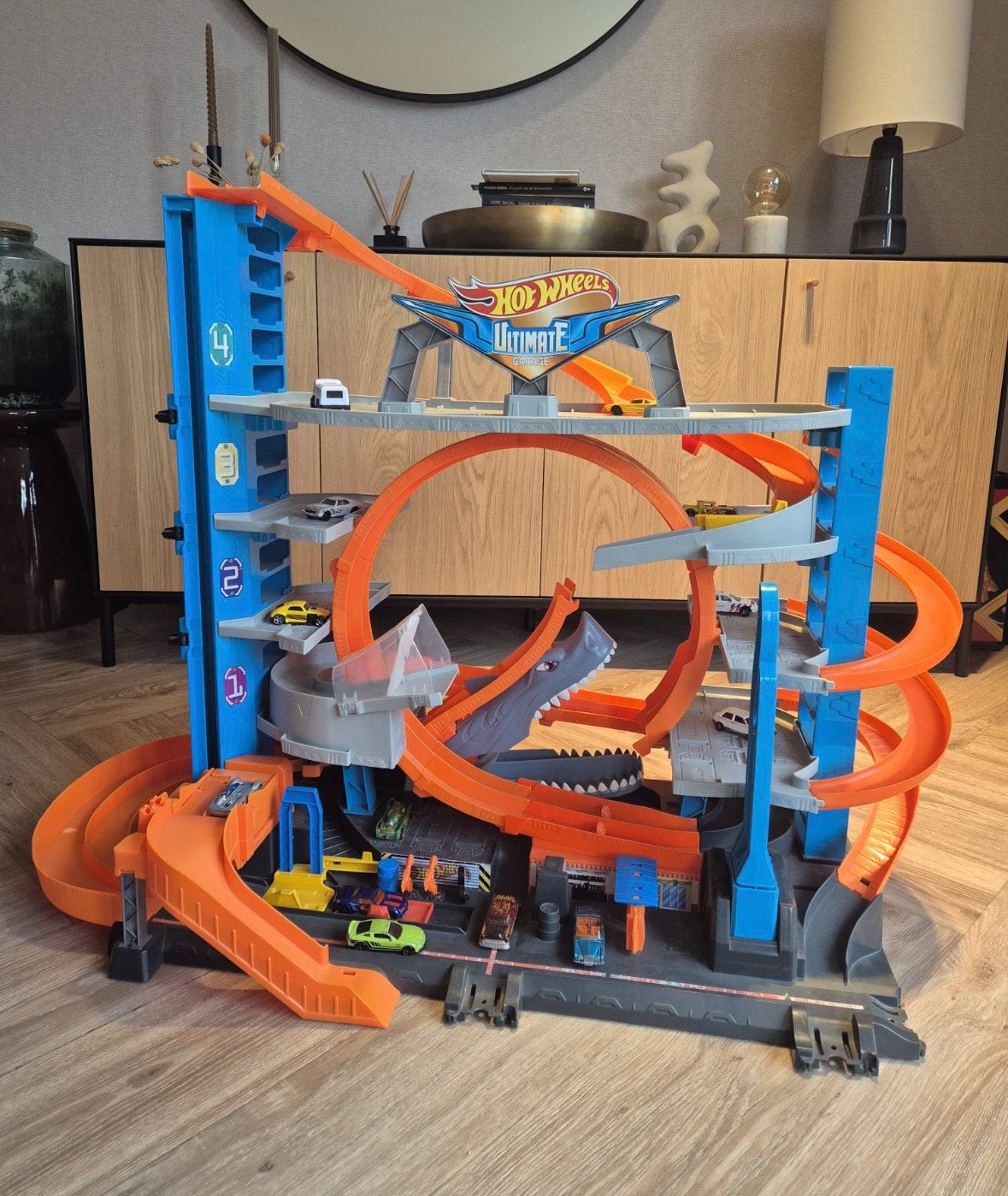 Hot Wheels City Ultimate Garage Haai, Ophalen, Racebaan, Zo goed als nieuw, Hot Wheels