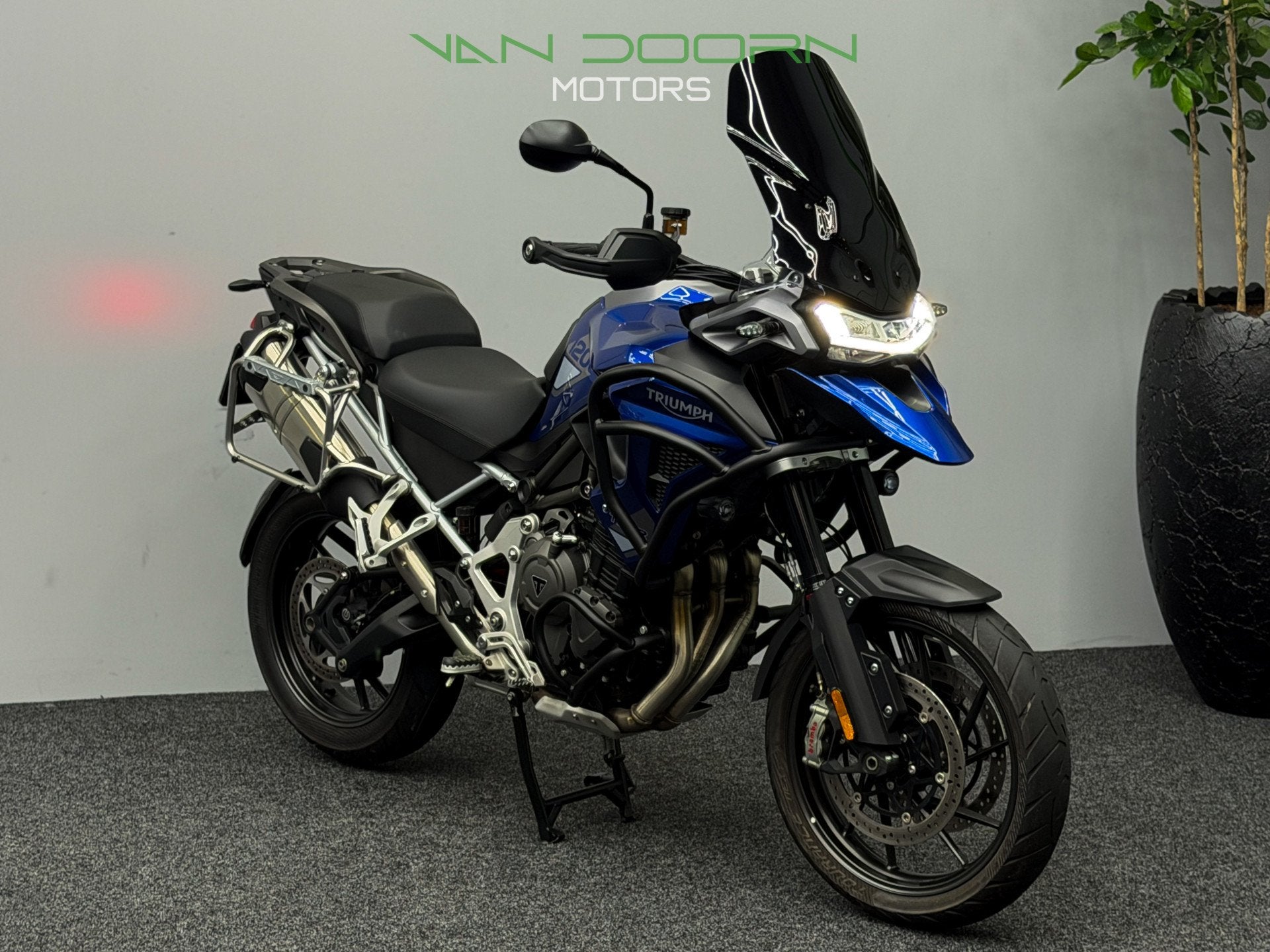 Triumph Tiger 1200 GT Pro | Valbeugels | Verstralers | 2024, 1160 cc, Info@vandoornmotors.nl, Kraaivenstraat 23-5
5048AB  TILBURG, NL