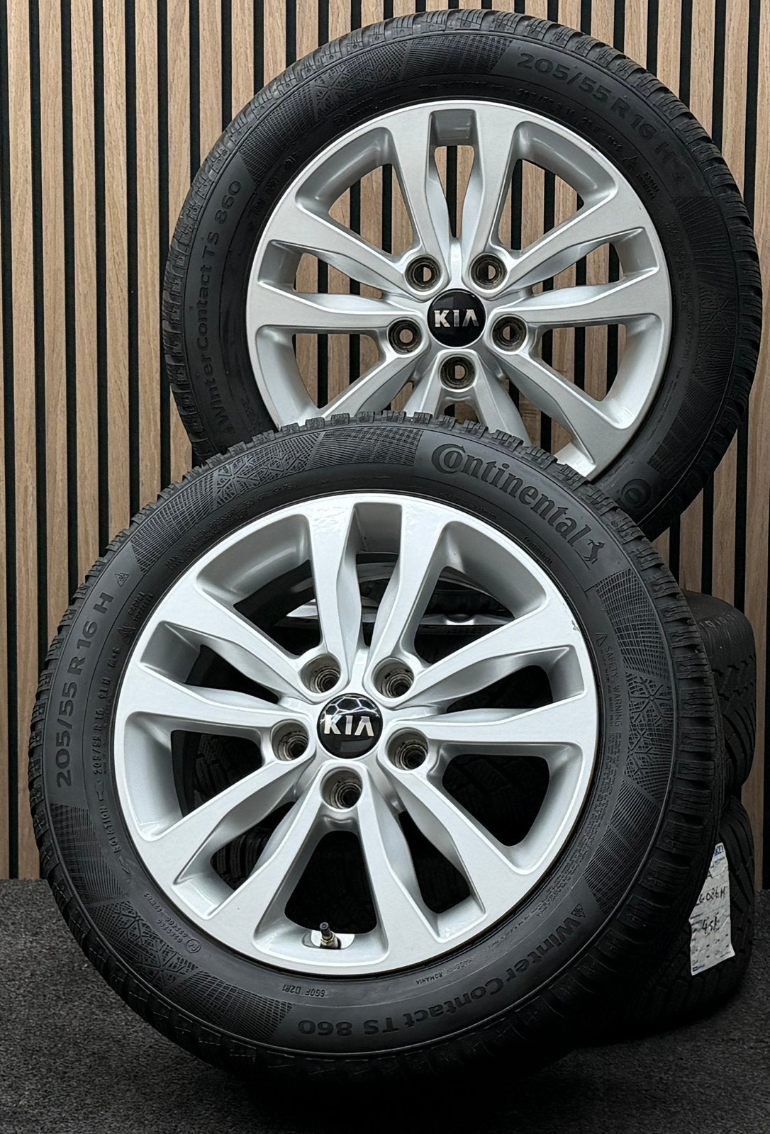 WINTER! Originele 16 inch Kia Ceed 5x114.3 ET50 Continental, Ophalen, 16 inch, ., Banden en Velgen