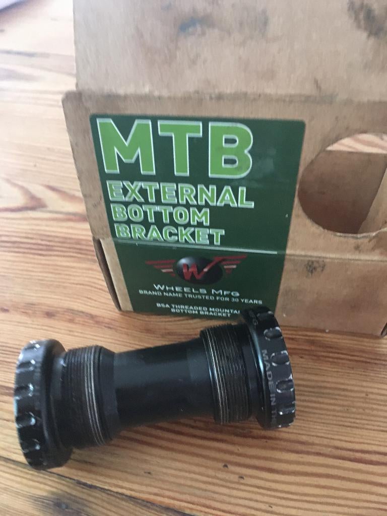 Wheels MFG GXP Bottom Bracket als nieuw, Fietsen en Brommers, Fietsonderdelen, Kinderfiets, Overige materialen, Overige typen