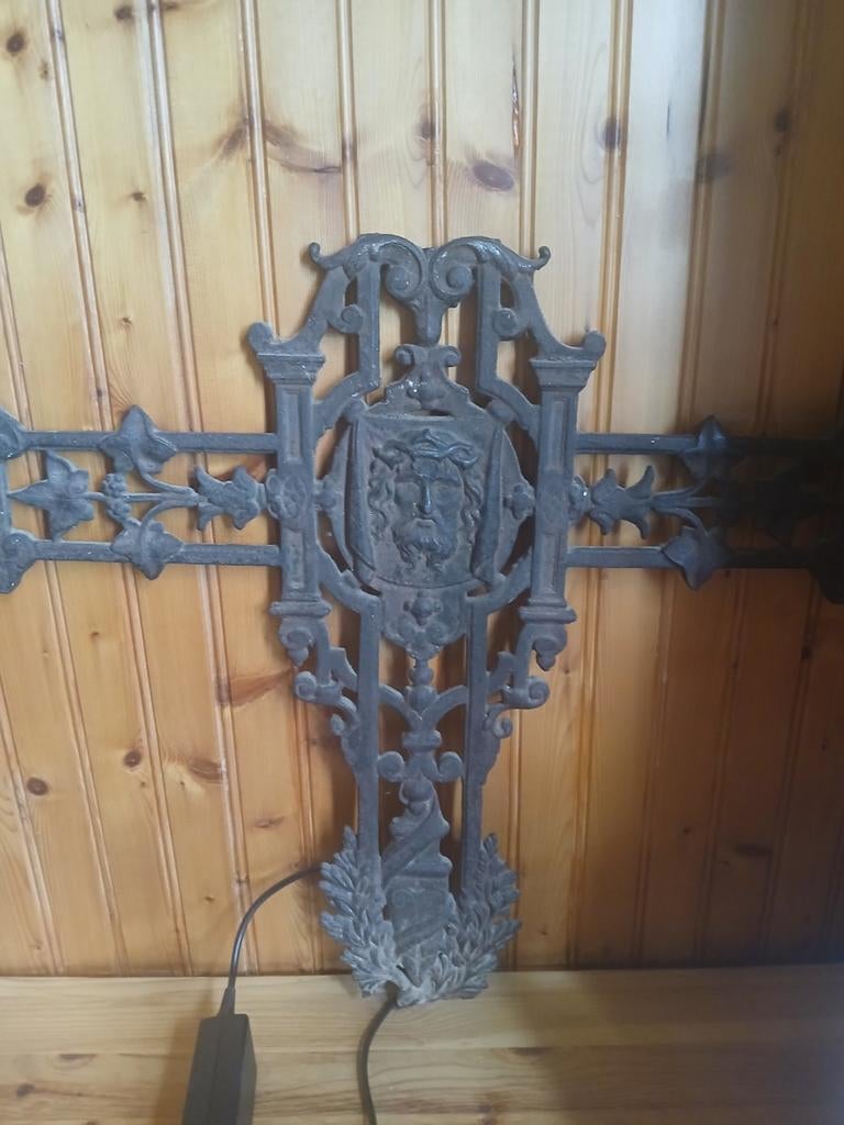 Antiek gietijzeren kruis met Christushoofd, Antiek en Kunst, Ophalen of Verzenden