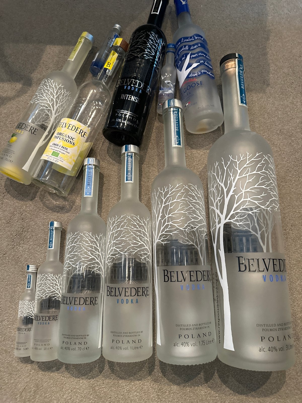 Belvedere Vodka flessen en baraccessoires, Ophalen, Gebruikt
