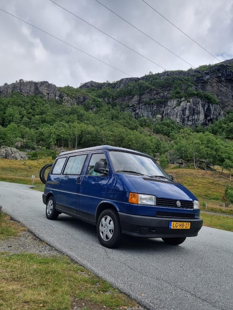 Volkswagen T4 Caravelle 1995 - turbo diesel motor - blauw, Overige carrosserieën, 700 kg, Blauw, Origineel Nederlands