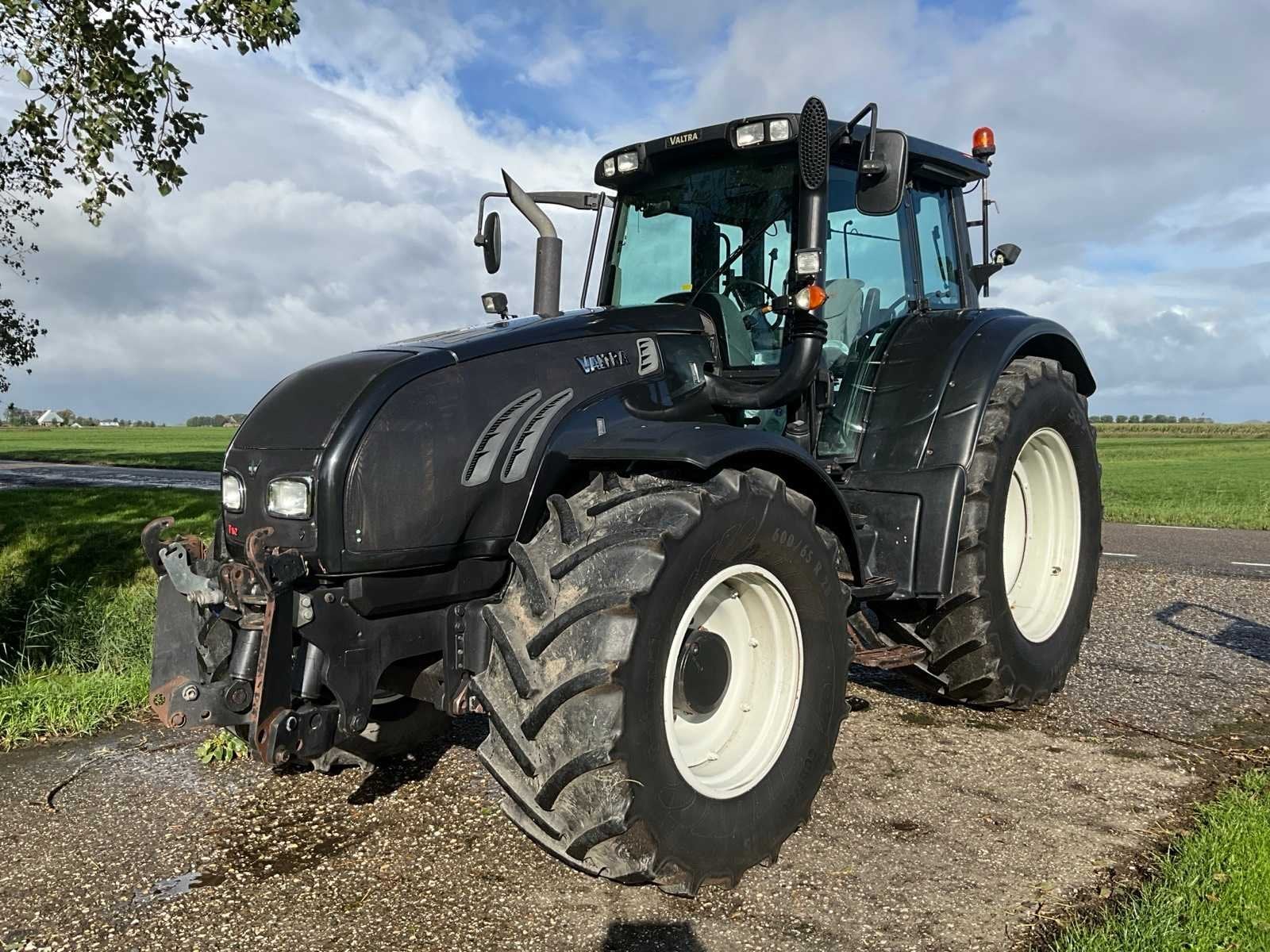 2010 Valtra T162 Vierwielaangedreven landbouwtractor, Gebruikt, Overige merken