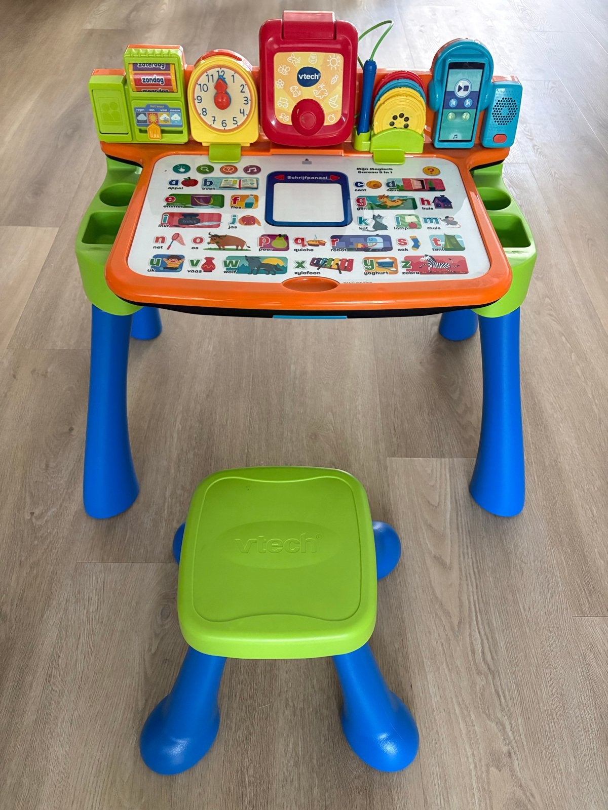 VTech Mijn Magisch Bureau 3-in-1 met krukje, Kinderen en Baby's, Speelgoed | Educatief en Creatief, Zo goed als nieuw, Puzzelen