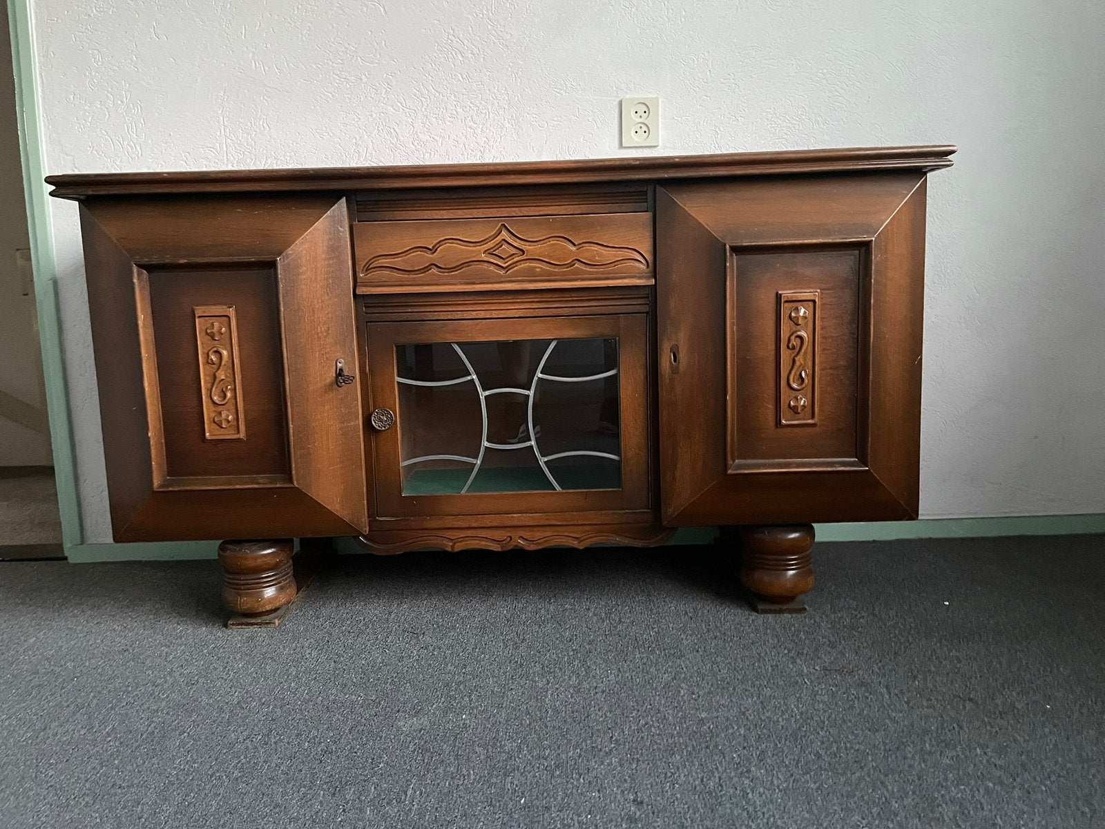 jagerskast stijl oud dressoir met glas in lood, Ophalen, Gebruikt, 150 tot 200 cm, Met lade(s)