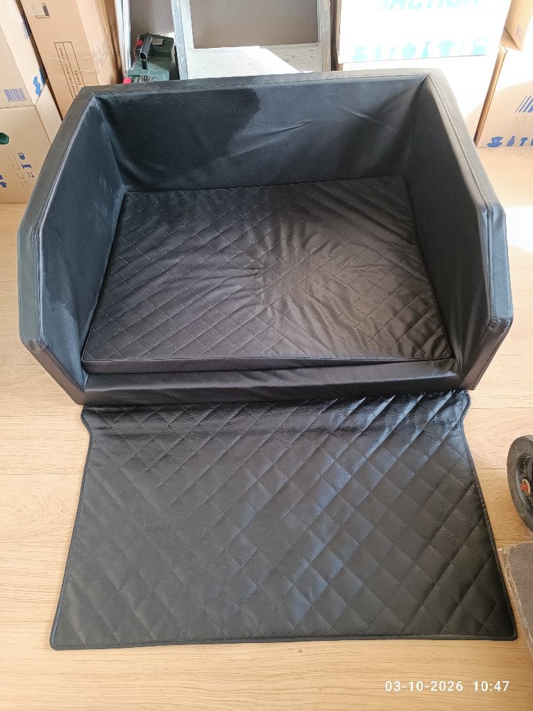 Honden reismand/bed. zwart kunstleer. zgan. Maat XL. € 60,00, Ophalen, Zo goed als nieuw