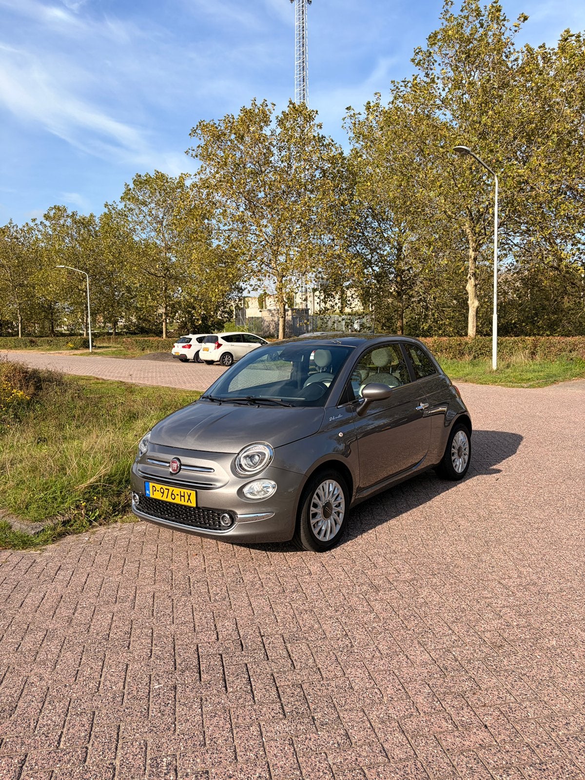 Fiat 500 1.0 70pk Hybrid 2022 Grijs, 40 €/maand, 4 stoelen, Leder en Stof, Origineel Nederlands