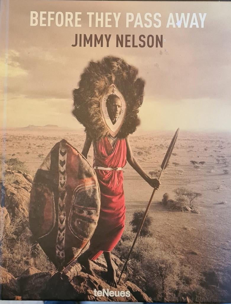 Uniek fotoboek: 'Before They Pass Away' van Jimmy Nelson, Ophalen of Verzenden, Zo goed als nieuw, Fotografen, Jimmy Nelson