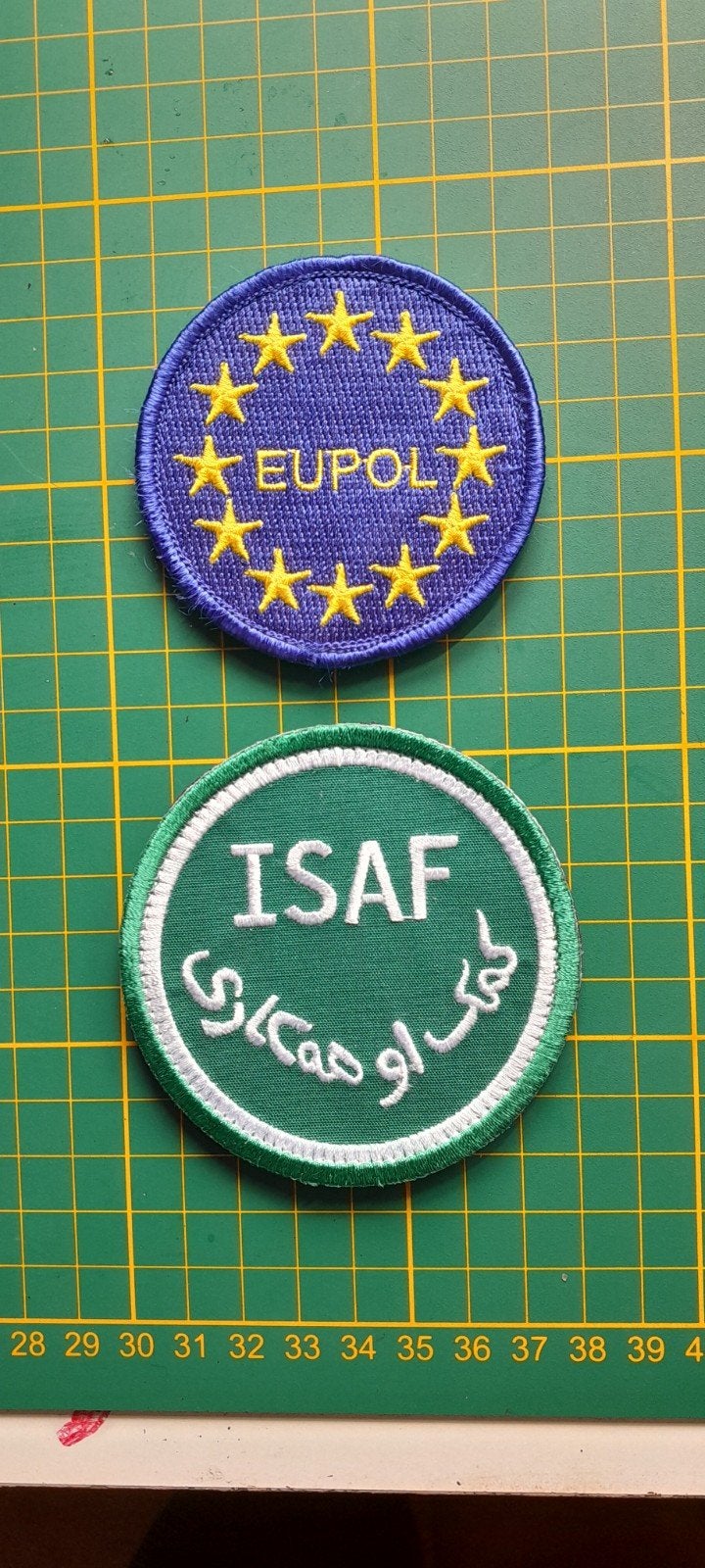 EUPOL en ISAF Emblemen/Badges, Ophalen of Verzenden, Overige soorten, Overige gebieden, Embleem of Badge