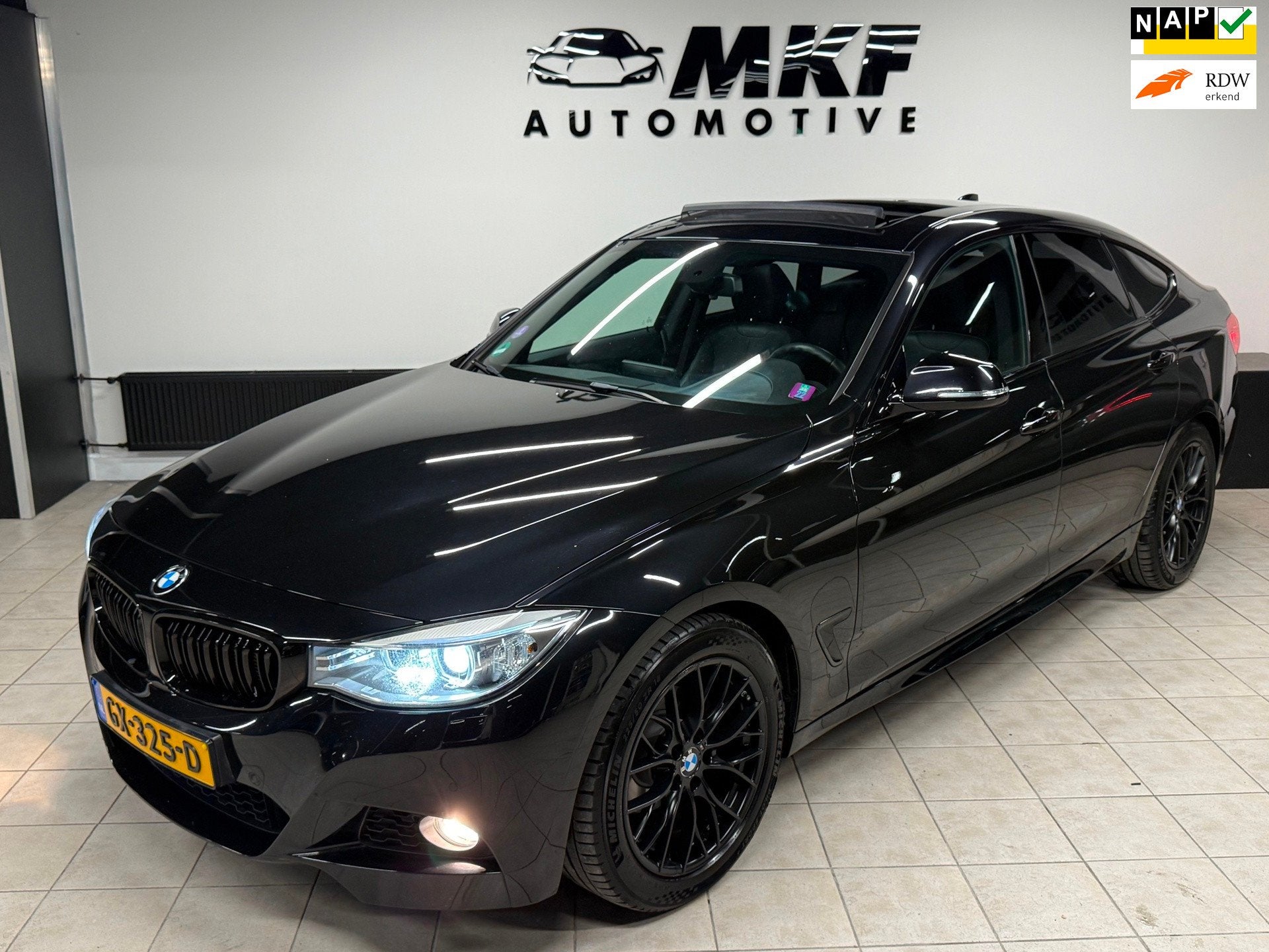 BMW 3-serie Gran Turismo 320I Executive PANO|LEER|M-PAKKET!