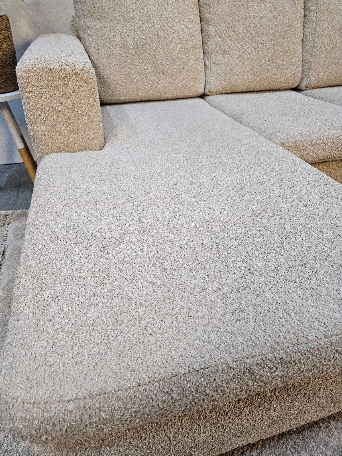 Teddy Stof Hoekbank Crème/Beige - Beide Hoeken Mogelijk, Ophalen of Verzenden, Tweelingenlaan 106, Stof, Nijhof Brothers Furniture