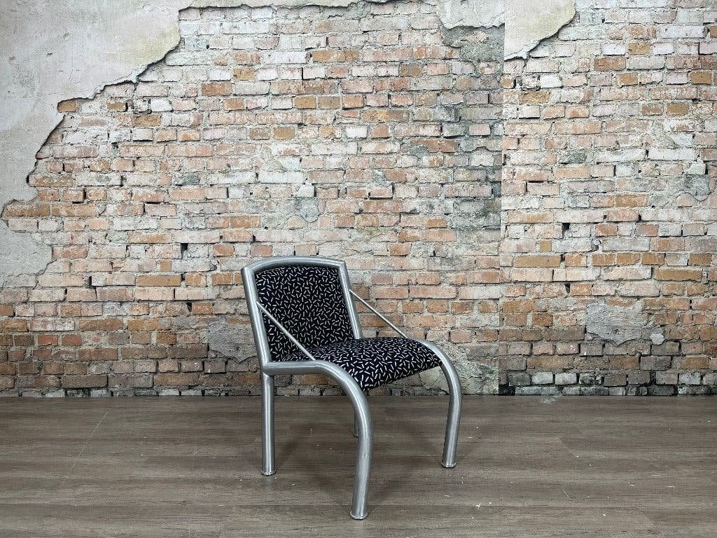 Memphis Milano Lucrezia Armchair bij TheReSales, Huis en Inrichting, Ophalen, Minder dan 75 cm, Design, Zo goed als nieuw