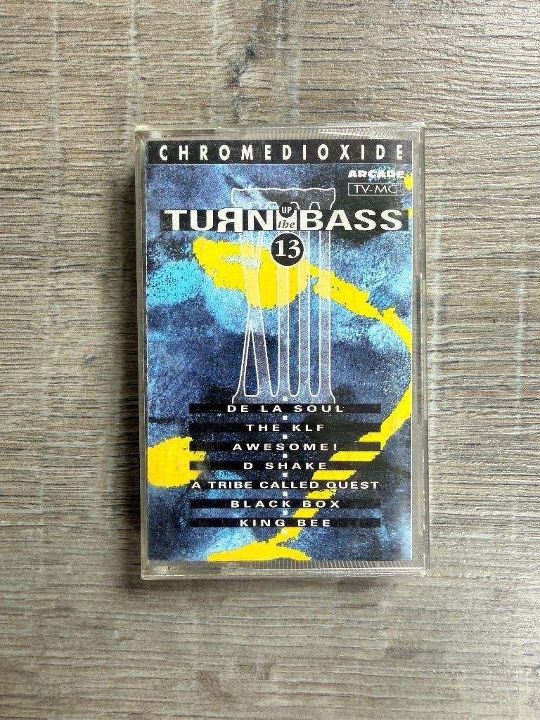 Audio Cassette Bandje Turn up the Bass vol 13 ARCADE, Cd's en Dvd's, Ophalen of Verzenden, Zo goed als nieuw, Dance, 1 bandje