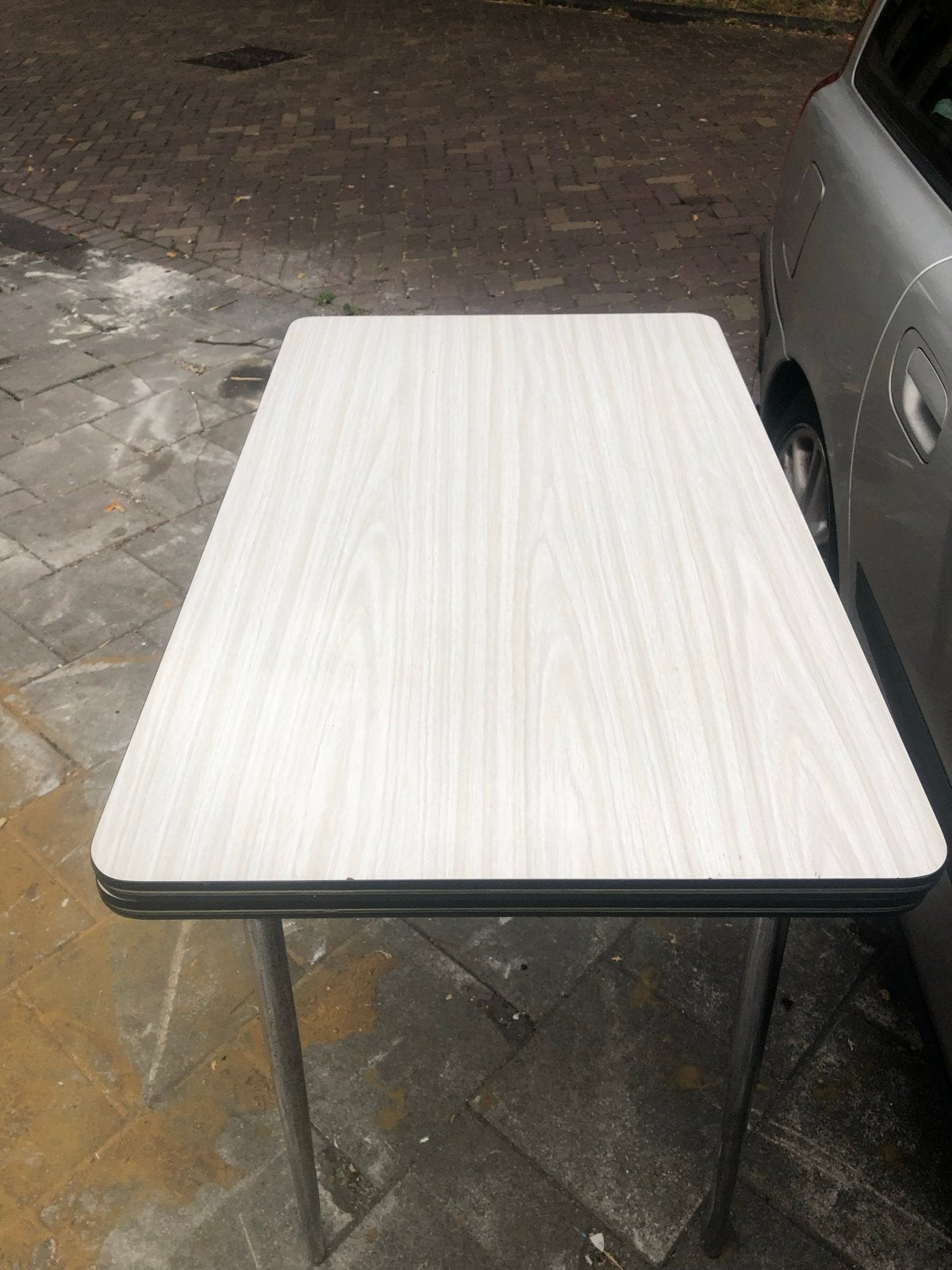 Uitschuifbare tafel - Compact en veelzijdig Retro, Gebruikt, 100 tot 150 cm, Metaal, Vier personen