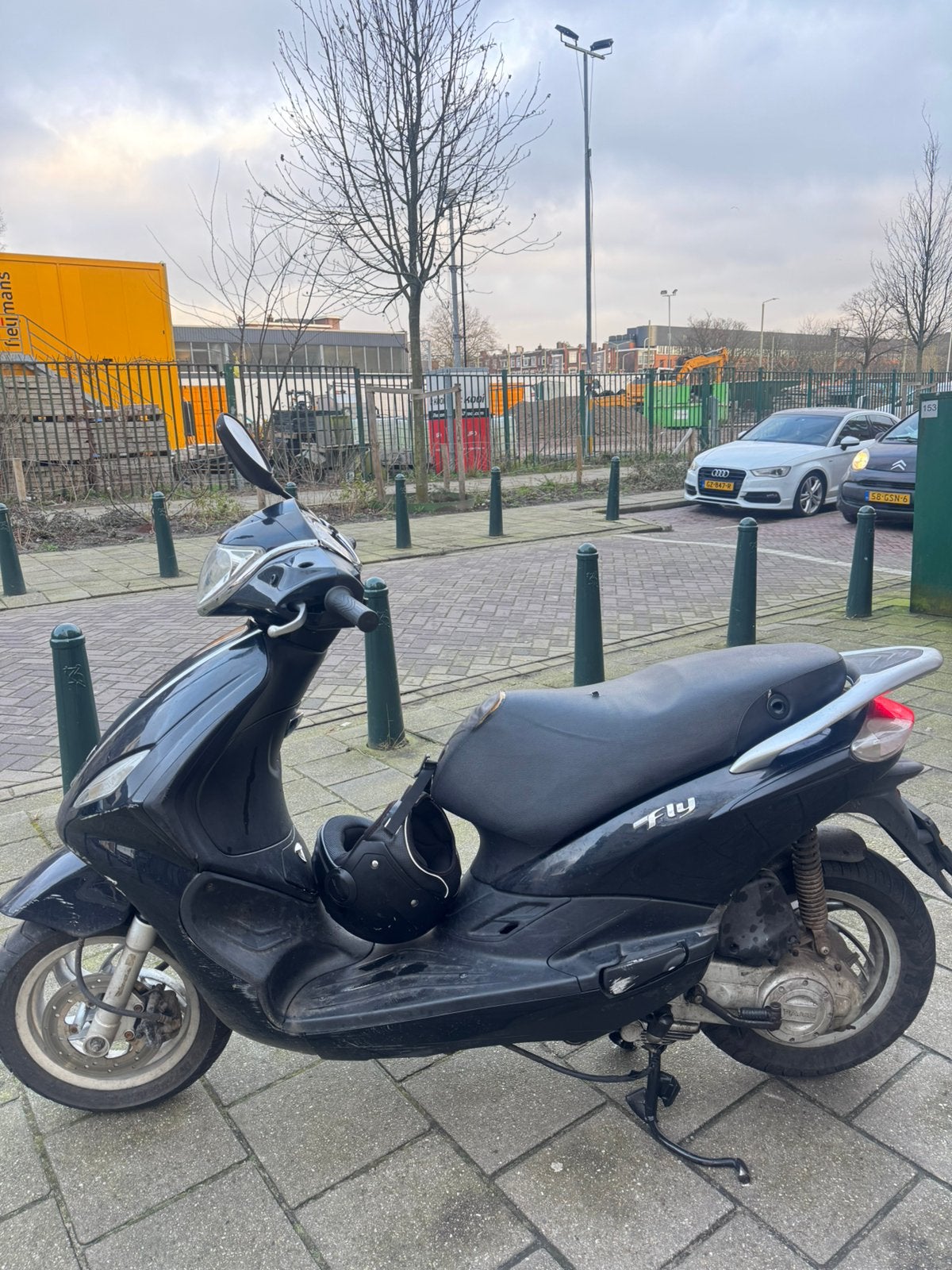 Piaggio fly 4 t start niet, Ophalen of Verzenden, Zo goed als nieuw, Benzine, Fly