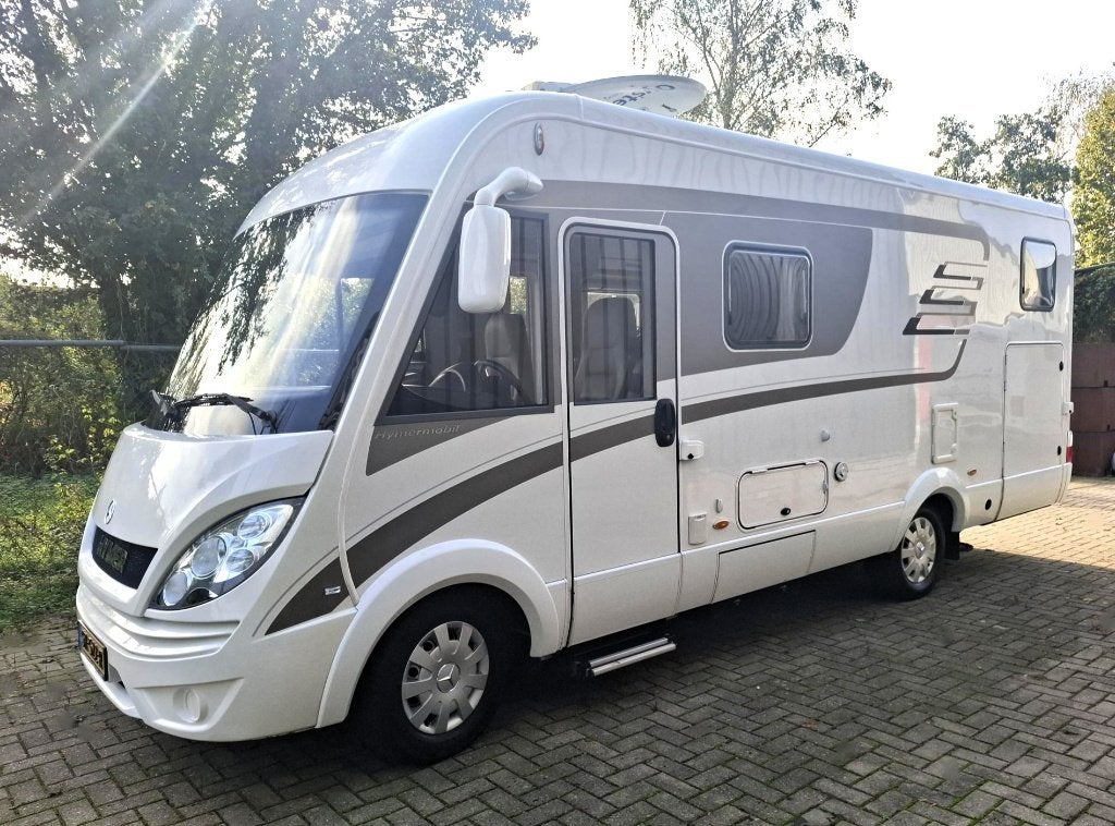 Hymer camper met o.a. E&P en VB airsuspension!, Caravans en Kamperen, Standaard zit, Ringverwarming, 6 tot 7 meter, Bedrijf