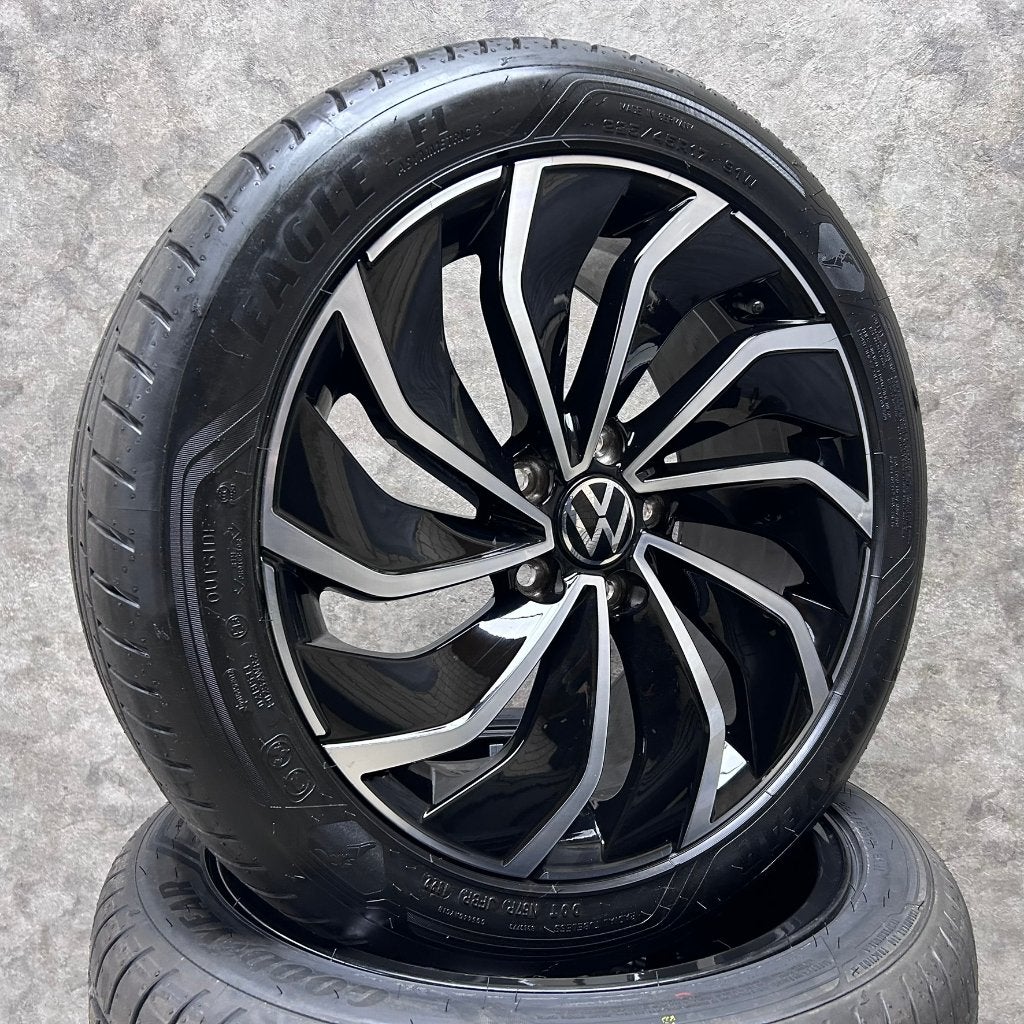17 inch originele Ventura velgen + zomerbanden VW Golf 8, Auto-onderdelen, Banden en Velgen, Banden en Velgen, Nieuw, 17 inch