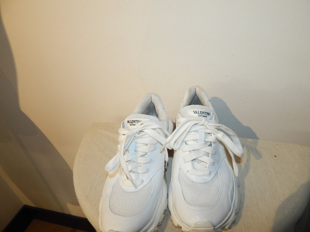 Valentino Garaviani bounce sneakers wit merk inslag achter37, Wit, Ophalen of Verzenden, Sneakers of Gympen, Gedragen