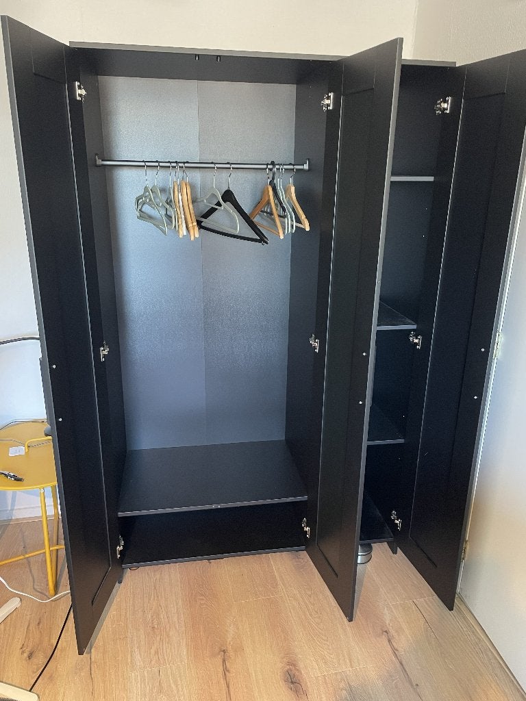 IKEA BRIMNES Wardrobe – Black (117x50x190 cm), Huis en Inrichting, Ophalen, 100 tot 150 cm, Zo goed als nieuw, 150 tot 200 cm