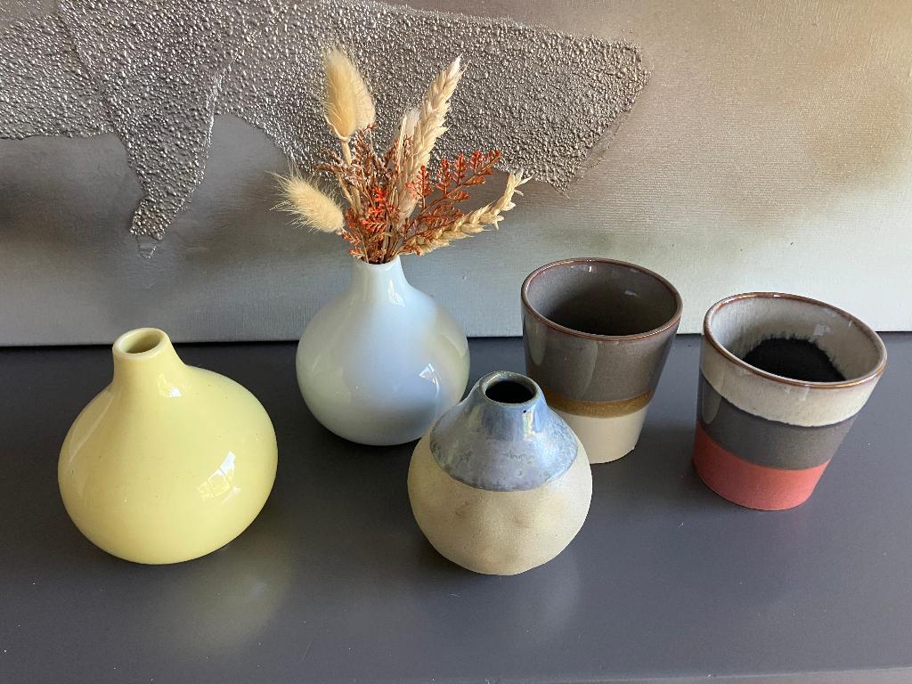 5 vaasjes o.a. merk HK living en Sostrene Grene droogbloemen, Huis en Inrichting, Woonaccessoires | Vazen, Overige kleuren, Aardewerk of Porselein