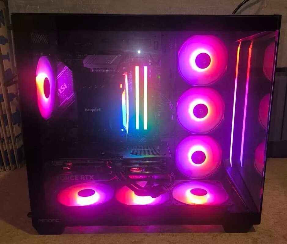 Game PC AMD Ryzen 7 9700X, RTX 4070 SUPER Met Garantie, 32 GB, Ophalen of Verzenden, Zo goed als nieuw, 2 TB