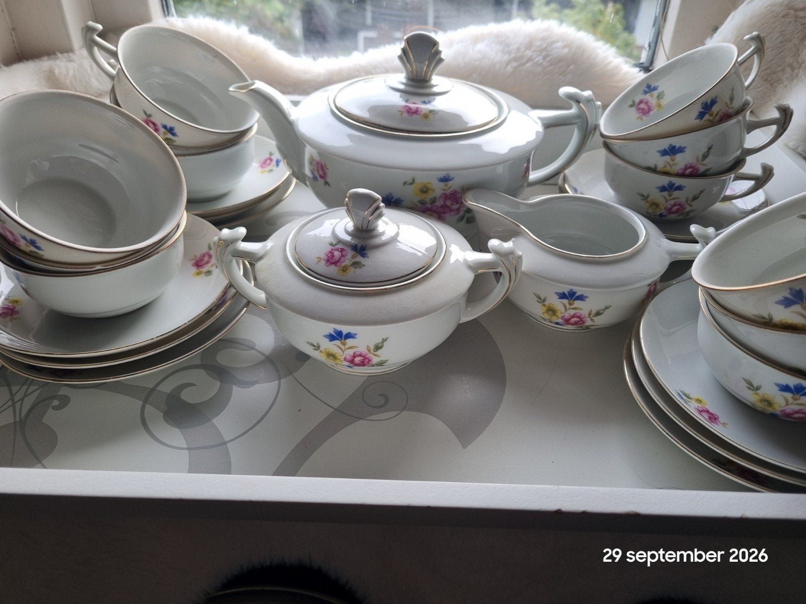 Victoria Porseleinen Theeservies - Vintage Bloemen, Ophalen, Overige merken, Vintage, Zo goed als nieuw