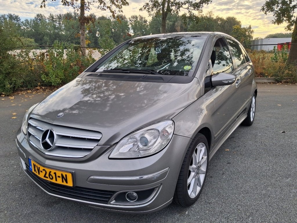 Mercedes-Benz B-Klasse 2.0 B200 5DRS 2007 Grijs, 4 cilinders, Leder en Stof, 1245 kg, Bedrijf