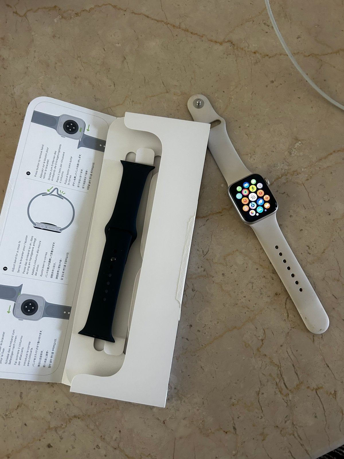 Appel watch SE 40 mm, Ophalen, Zo goed als nieuw, Zwart, IOS