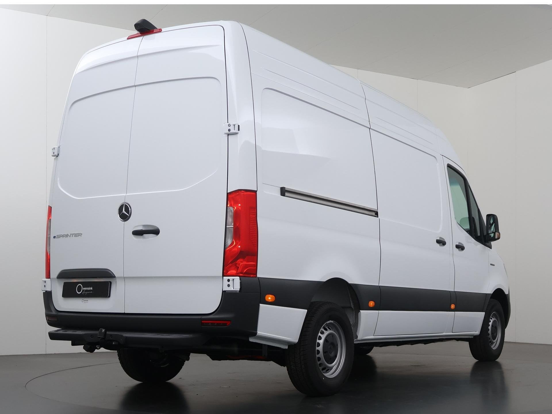 Mercedes-Benz eSprinter 414 | L2 H2 | RWD | PRO | 81kWh | 3-, Auto's, Zwart, Wit, Mercedes-Benz, Nieuw