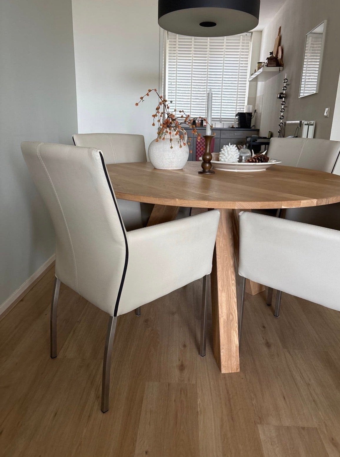 Set van 4 Crèmekleurige Eetkamerstoelen met Armleuningen, Overige kleuren, Ophalen of Verzenden, Zo goed als nieuw, Vier