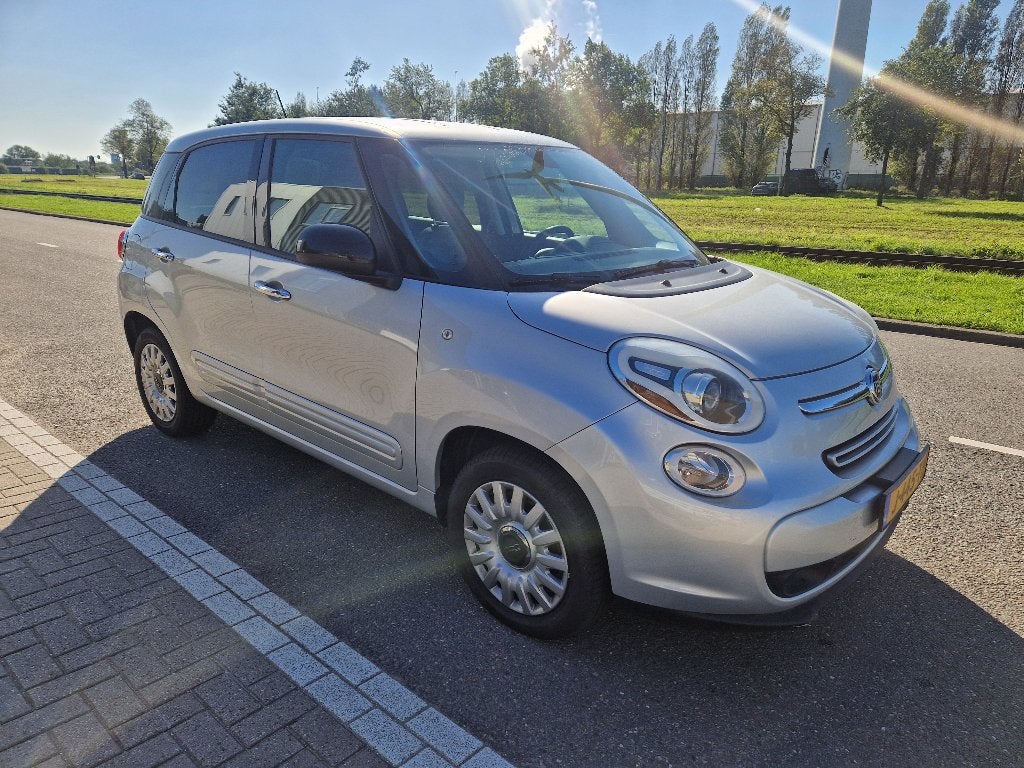 Prachtige Fiat 500L 1.4 Turbo Automaat ruime familieauto, Stof, Euro 6, 4 cilinders, Wit