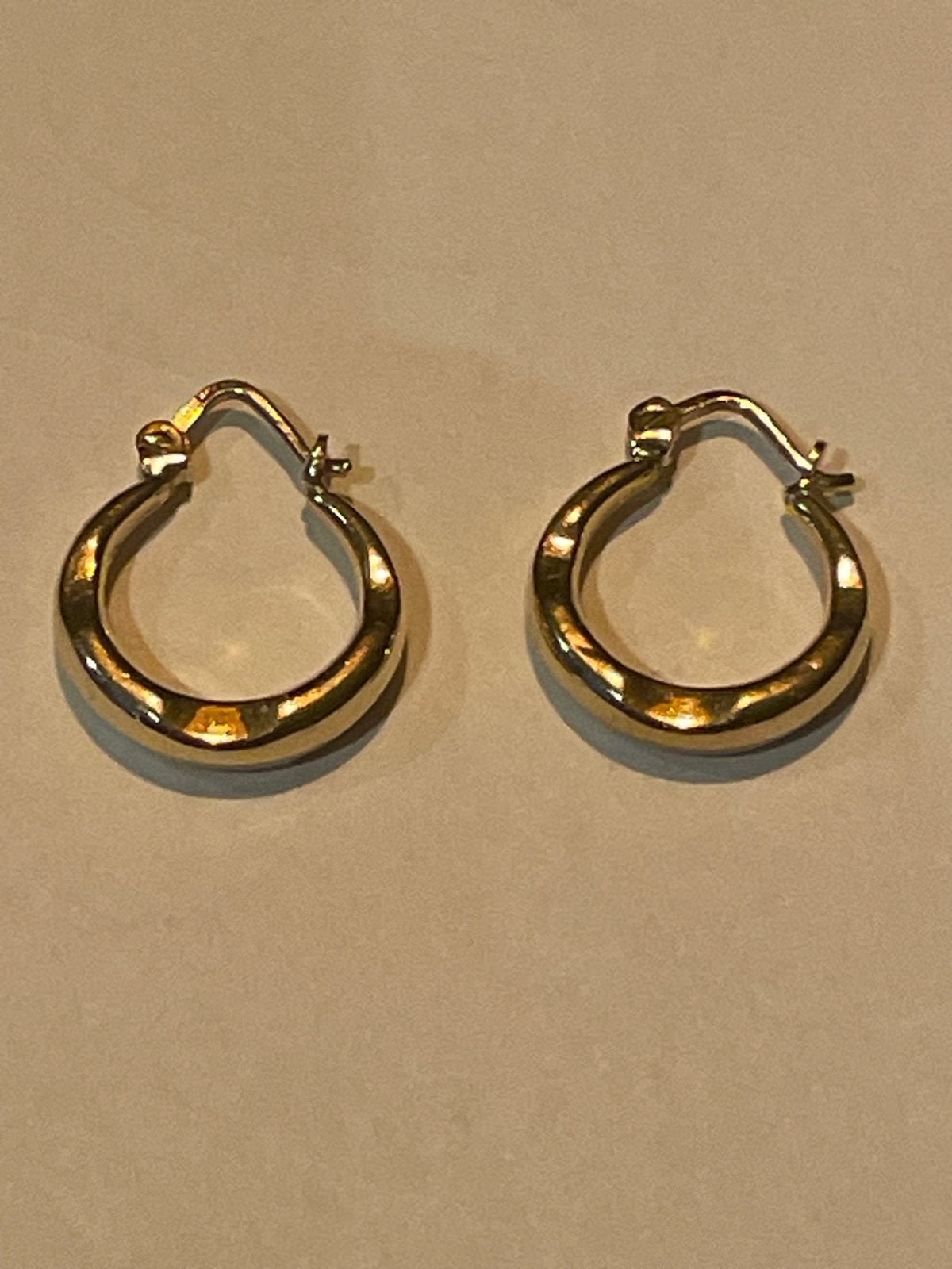 14 karaat (585) Gouden Oorbellen, Ophalen of Verzenden, Zo goed als nieuw, Goud, Hangers